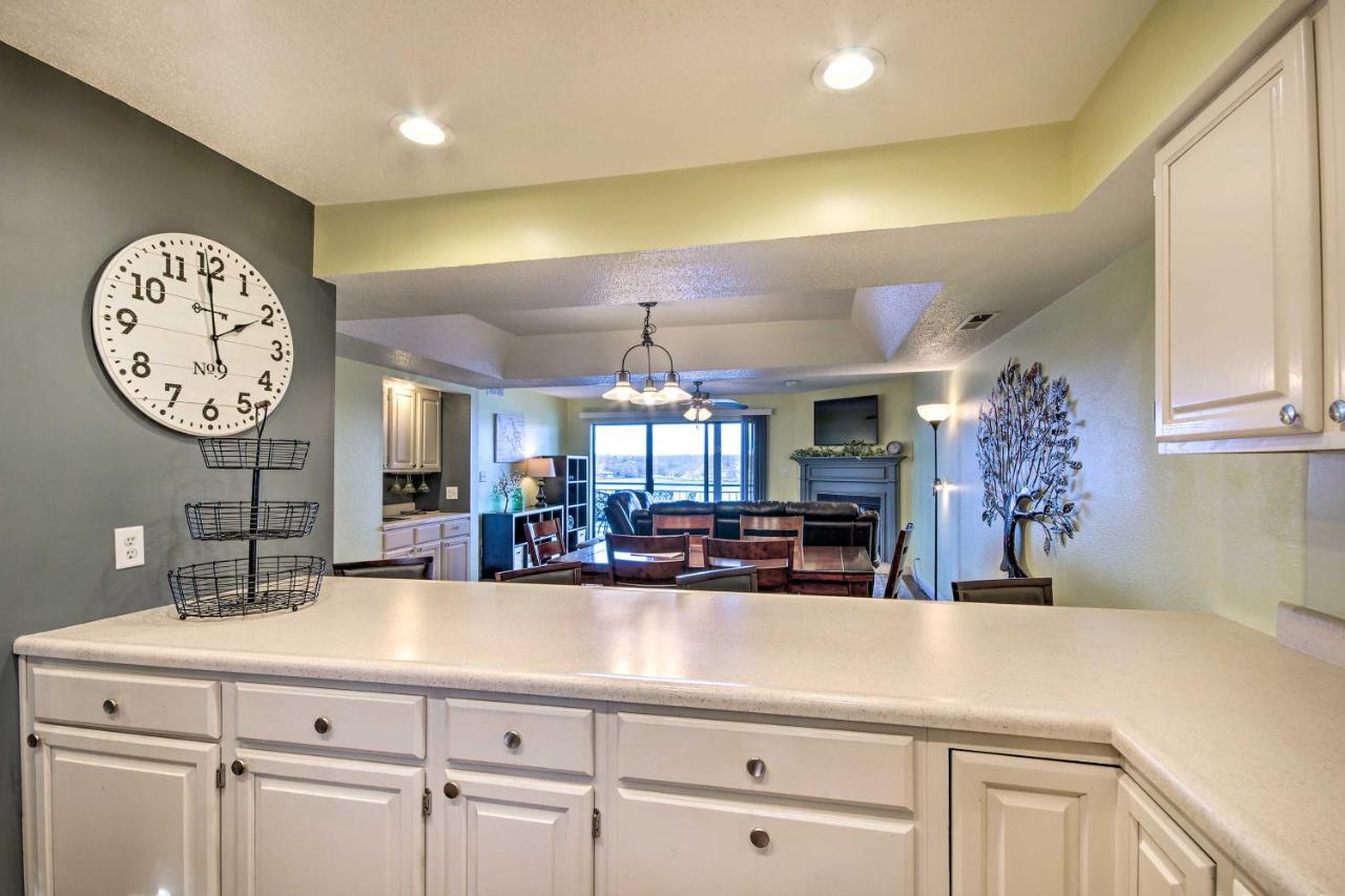 Lakefront Ozarks Condo By Golf And Restaurants! Lake Ozark Exterior photo